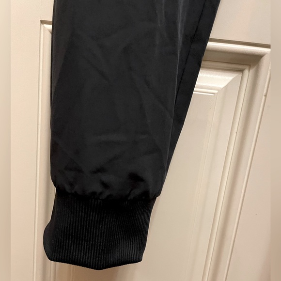 ❤️ 2 /$30 ❤️Apana Medium Black track pants with two Side Pockets Elast. cuffs - Picture 4 of 10